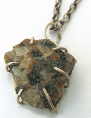 Wild Jewellery: Materials, Techniques, Inspiration - Image 2